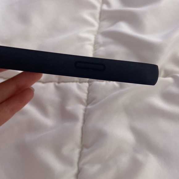 Casetify The M Jewelers Custom Silver MagSafe Mirrored IPhone 11 Case - Picture 5 of 9